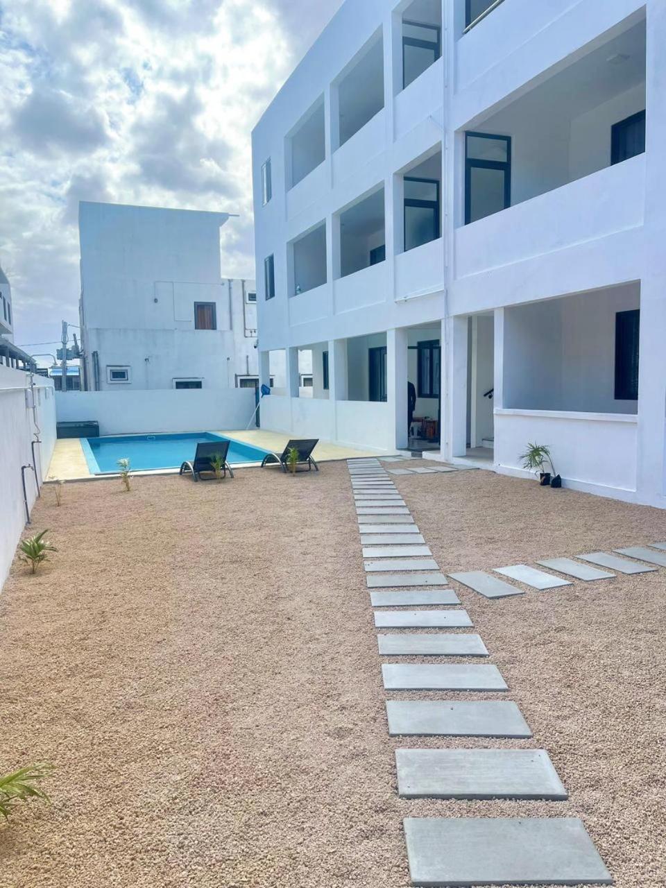 Skyview Apartment- Rooftop Penthouse With Sunset & Sea Views Flic en Flac Ngoại thất bức ảnh